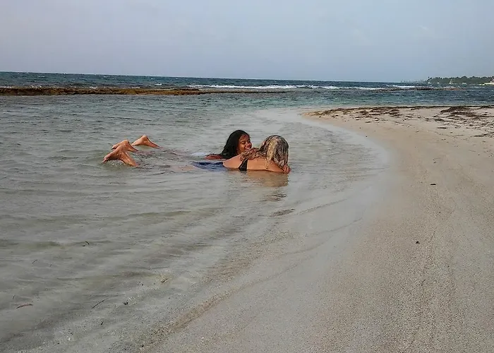 Bed & Breakfast Angelo's Caribbean Village Beachfront Villas Runaway Bay