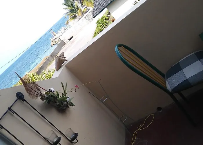 Angelo's Caribbean Village Beachfront Villas Bed & Breakfast Runaway Bay